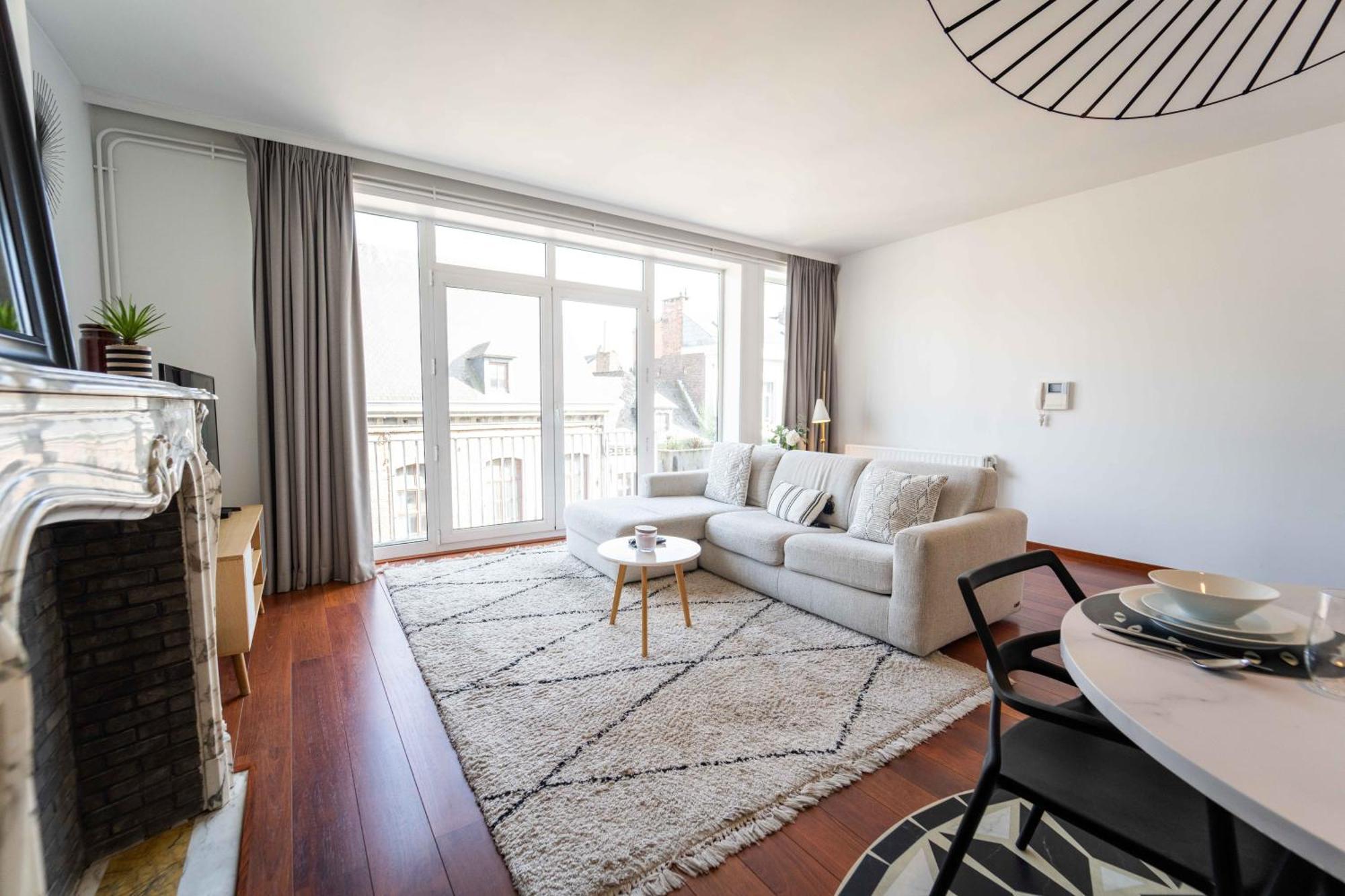 Luxury Apart' Mons City Center With Terrace Apartment Luaran gambar